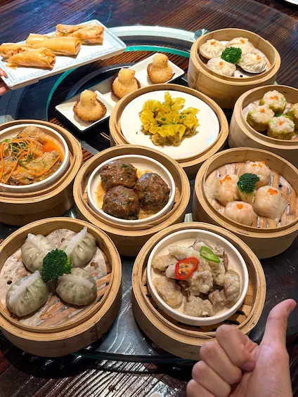 Dim sum spread in Guangzhou